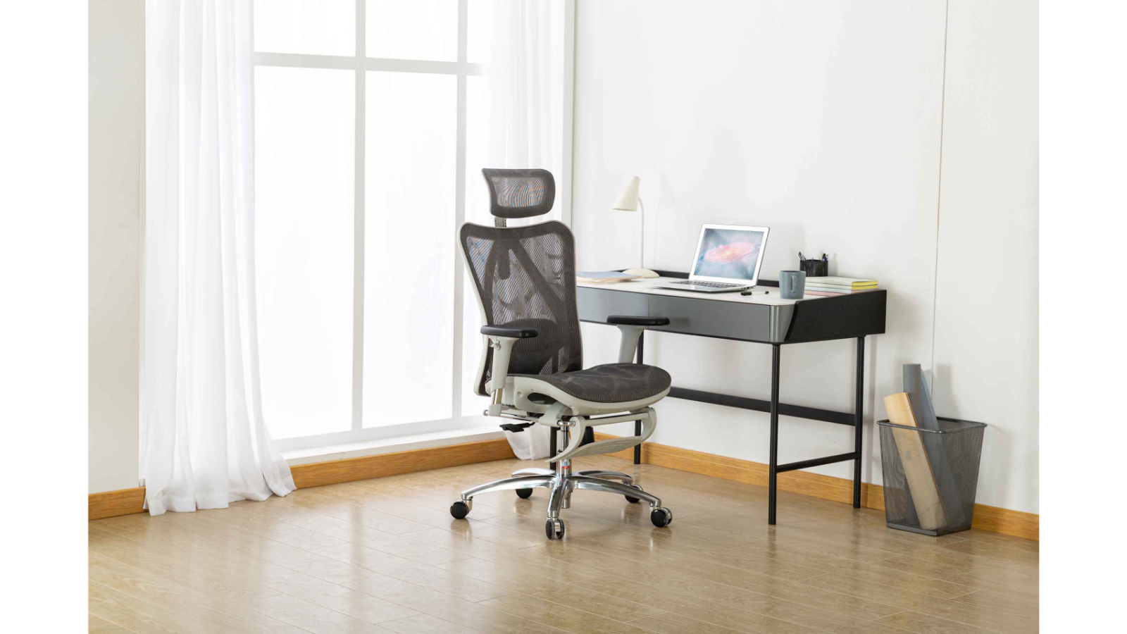 Sihoo M57 Mesh Ergonomic Office Chair with Built-In Footrest