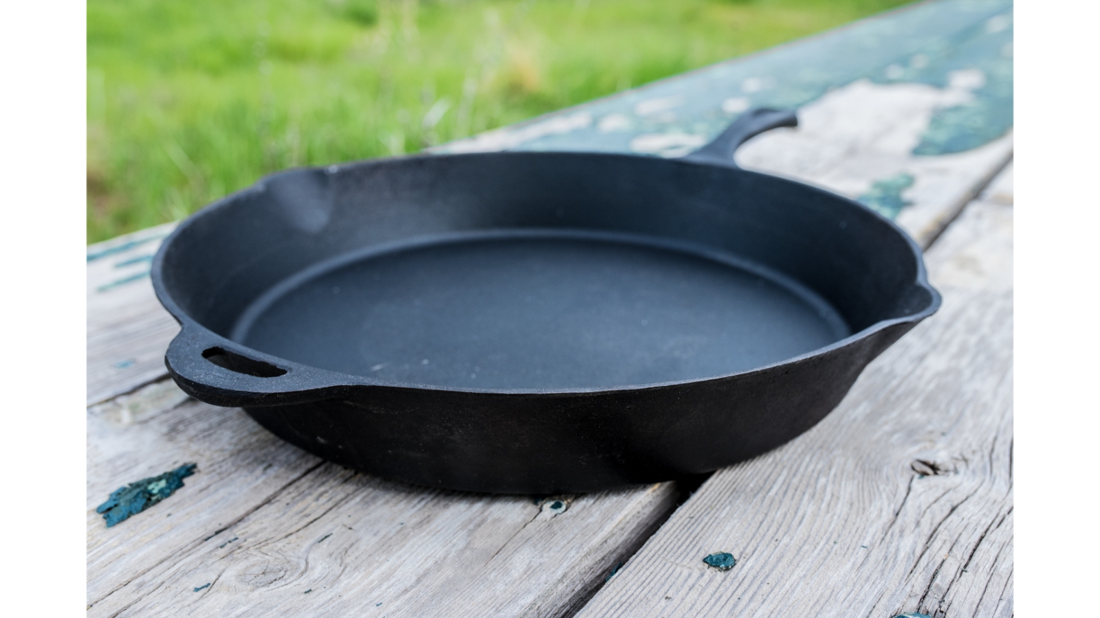 Camp Chef 14-Inch Pre-Seasoned Cast Iron Skillet - SK14