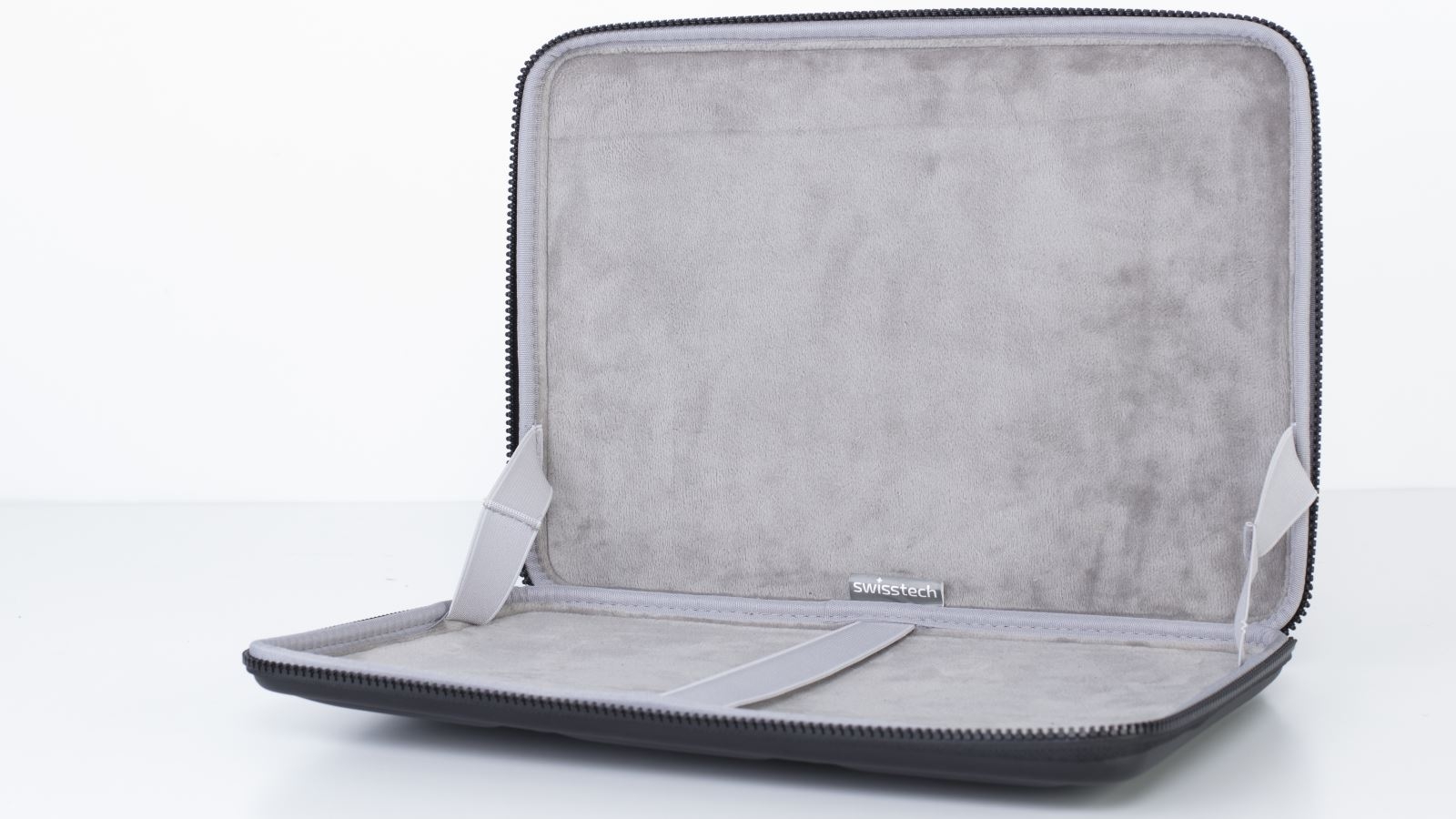 14 inch hard case 2025
