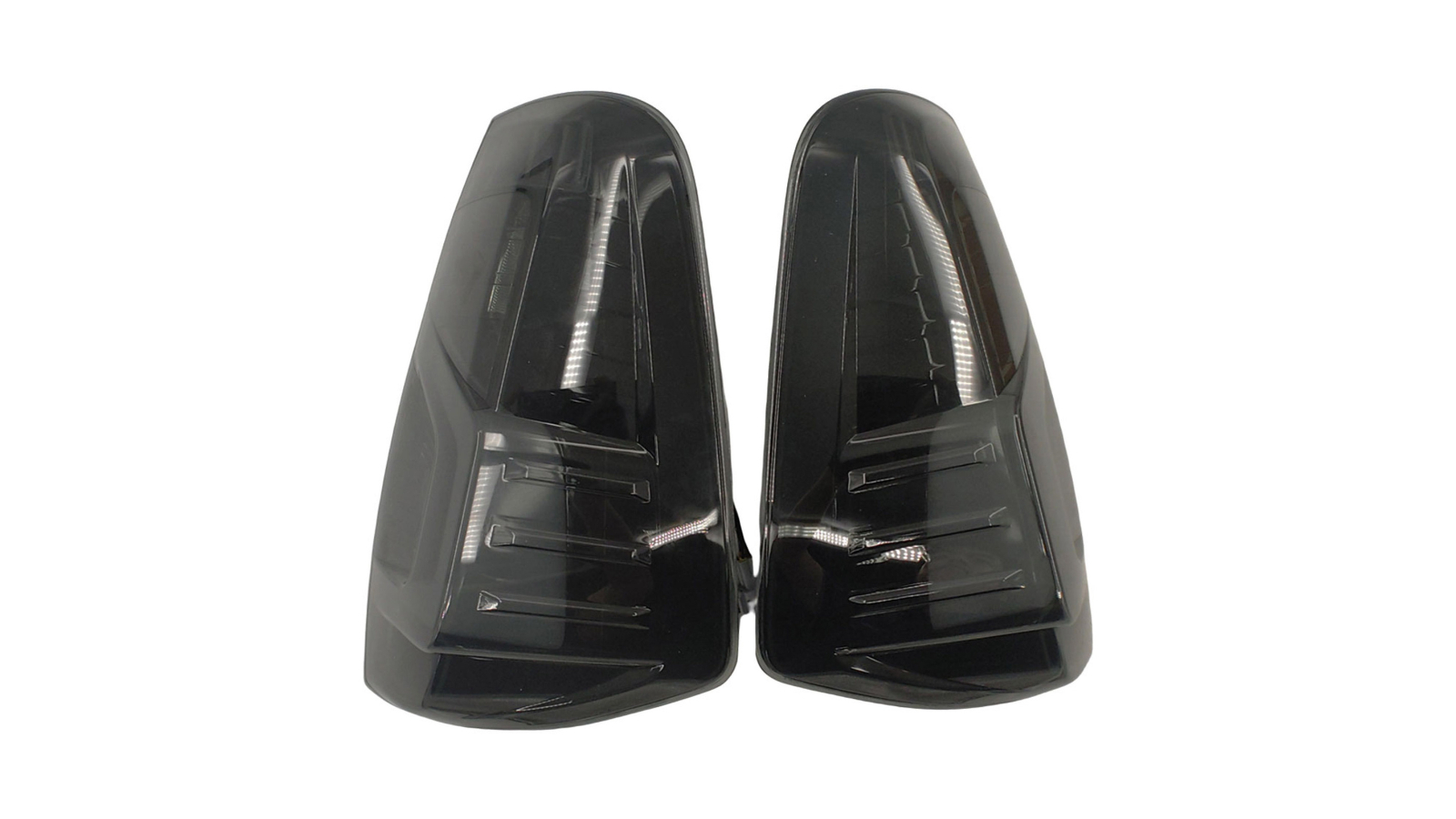 Machter Autoparts Pair Smoked Black Tail Light with Bulb - Fits Nissan Navara NP300 D23