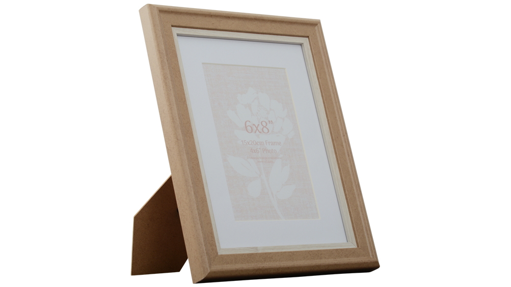 UR1 Willow 6x8-inch Natural/White Photo Frame with 4x6-inch Opening