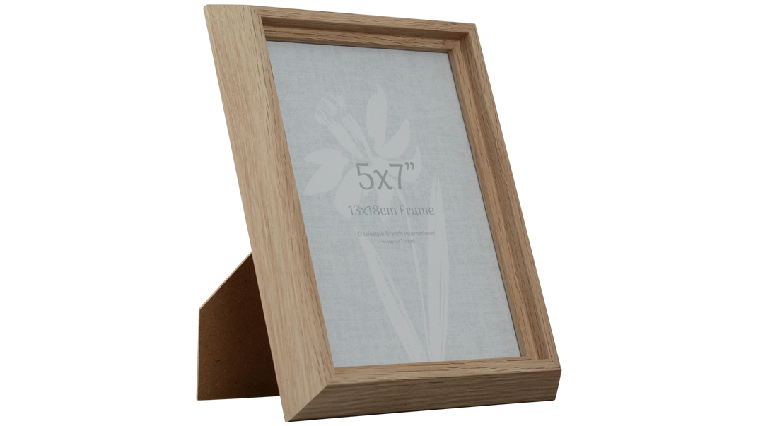 UR1 Kai 5x7-inch Oak Photo Frame