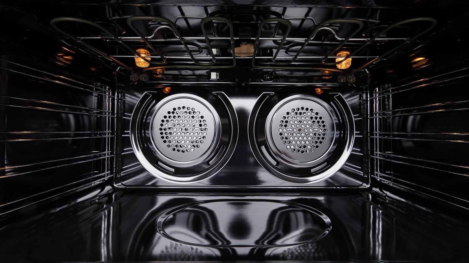 Westinghouse 900mm Electric Freestanding Oven with AirFry Stainless