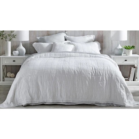L'Avenue Linen White Coverlet Set - Super King