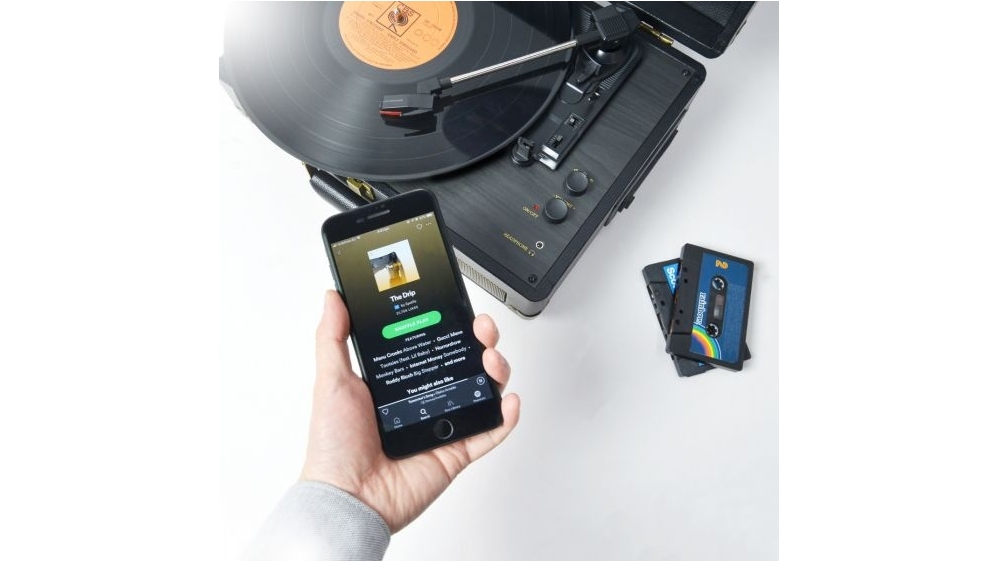 Mbeat Uptown Retro Turntable and Cassette Player Harvey Norman