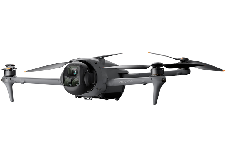  Infinity Gimbal and Omnidirectional Sensing 