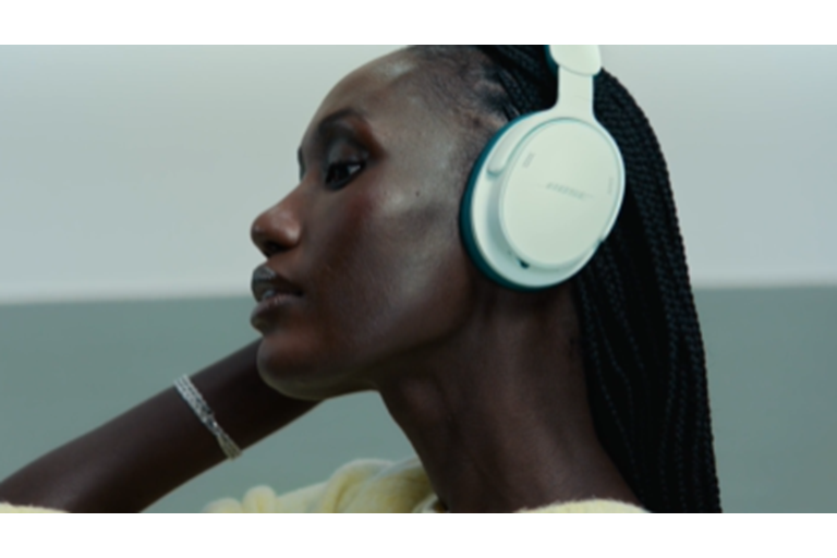  Immersive, High-Fidelity Sound 