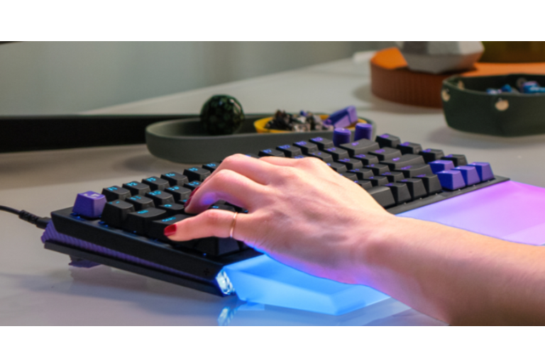  Ergonomic Comfort and Stability 