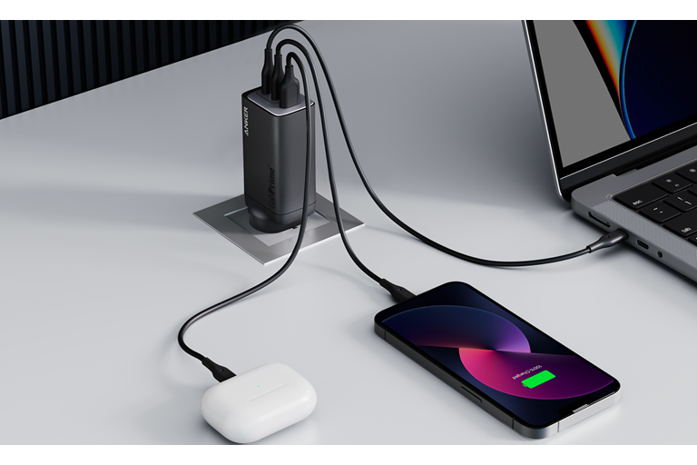  Powers Multiple Devices 