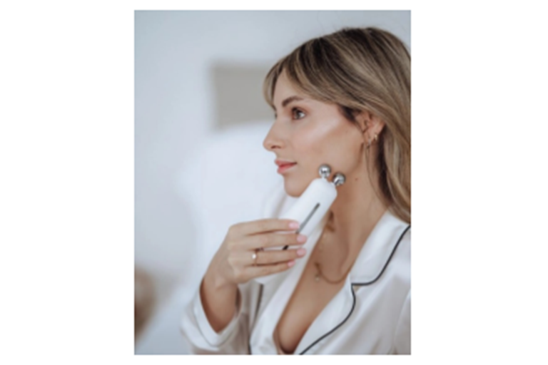  EMS (Anti-Aging) Facial Lifting Massage 