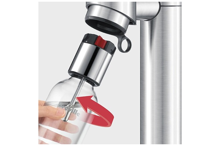  Easy twist and lock  