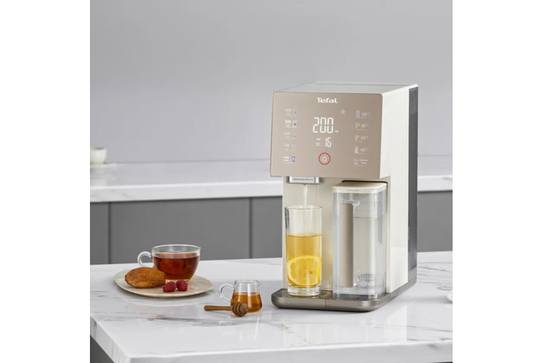  Compact Countertop Design  