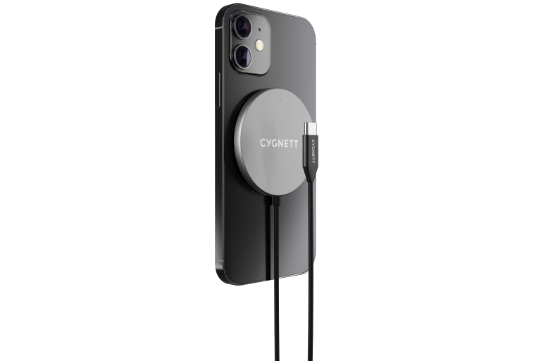  Works with MagSafe 