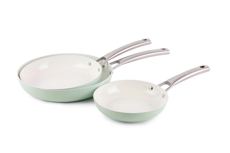  Three Versatile Sizes 
