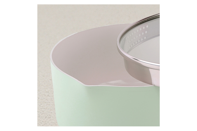  Smart Pouring and Straining Design 