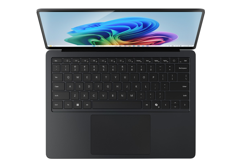  Copilot+ PC with Windows 11 