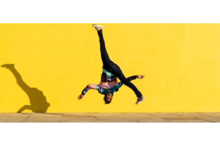  Captures Motion 