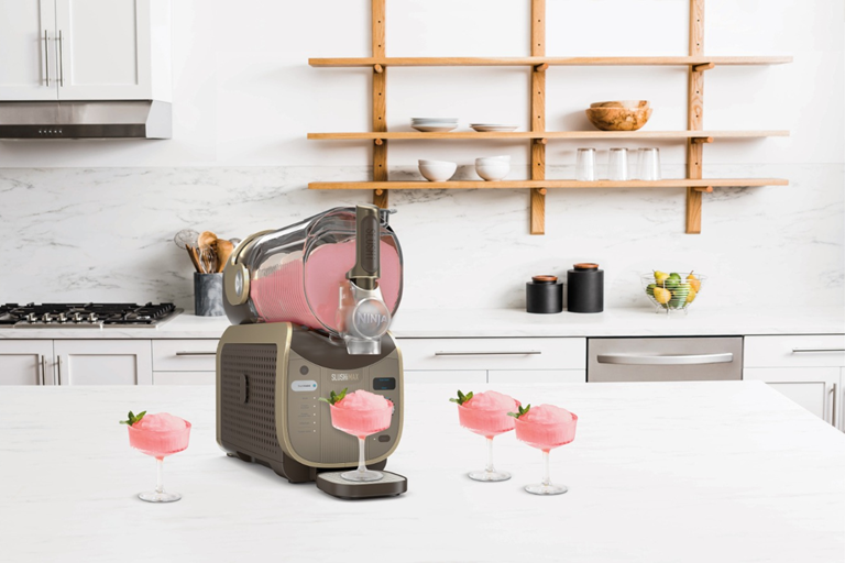  12-Hour Chilling and Easy Cleanup 