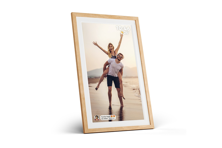  Touchscreen with Frameo App 
