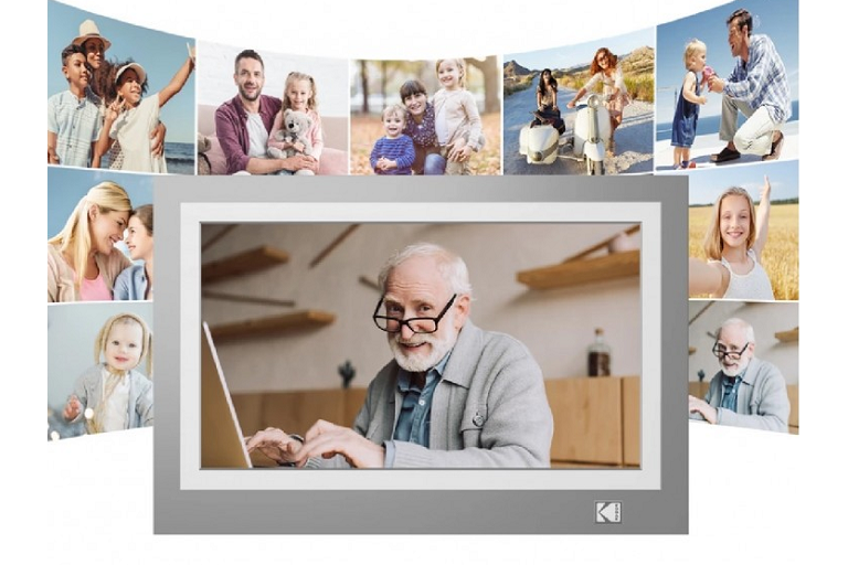  Brings Your Photos to Life 