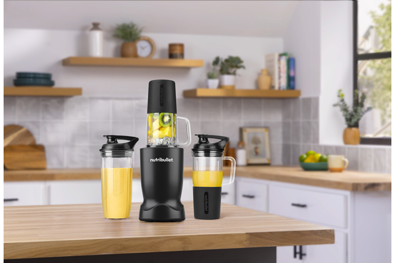  Hands-Free Automatic Blending 