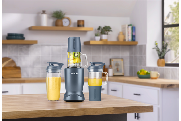  Hands-Free Automatic Blending 