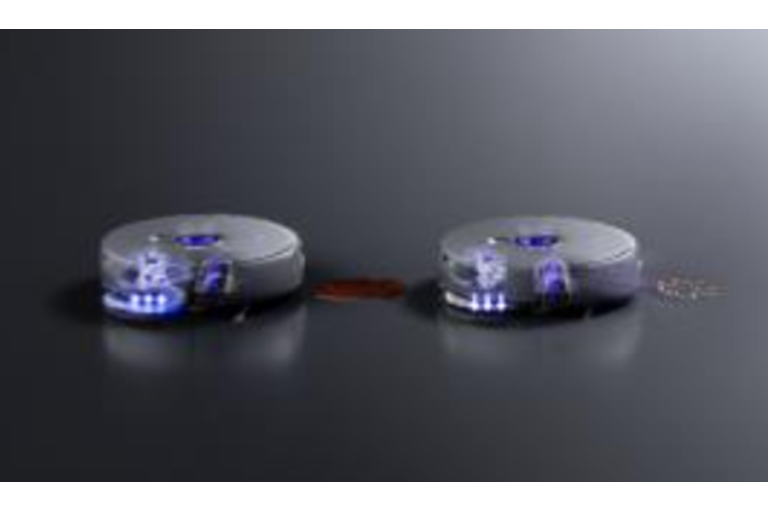  Adapts Cleaning in Real-Time 