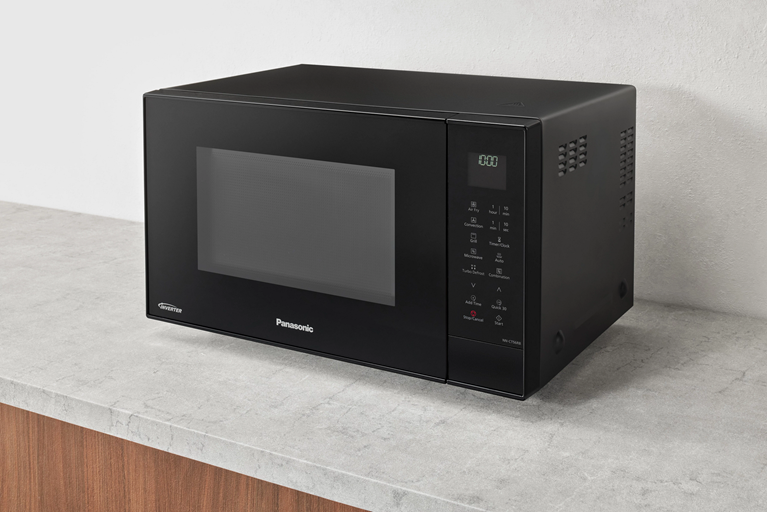  Family-Size Cooking Capacity 