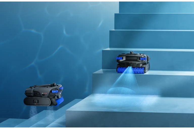  Precision FloatDrive™ Technology Meets Powerful Suction 