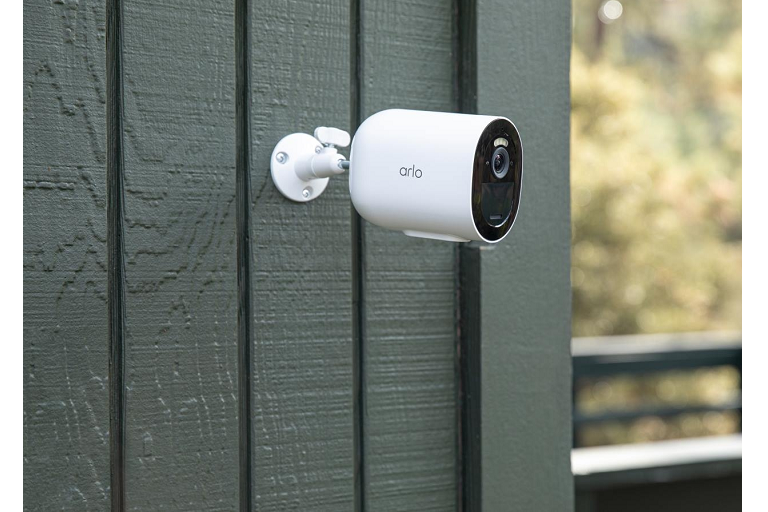 Arlo Go 4G/WiFi Mobile Security Camera Harvey Norman