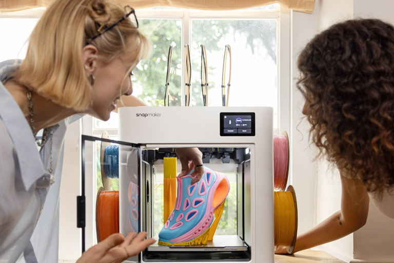  Multi-Colour, Multi-Material Printing 