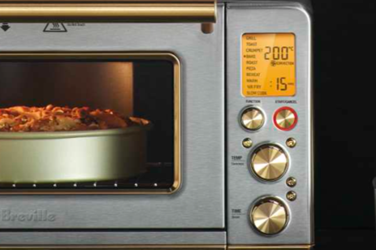  Precision Cooking and Generous Capacity 