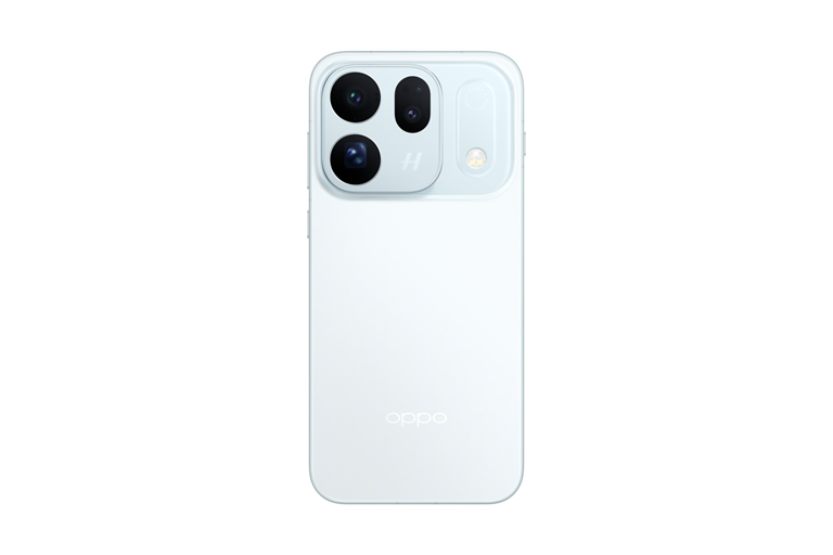  Versatile Quad Rear Camera System 